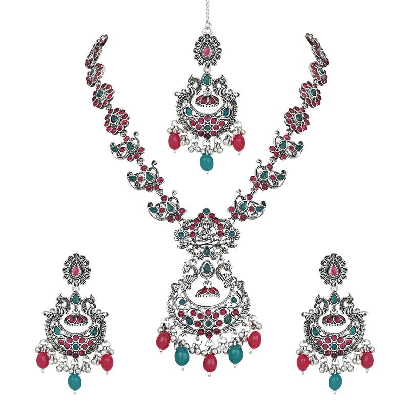 Vinuda Necklace Set