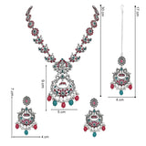 Vinuda Necklace Set