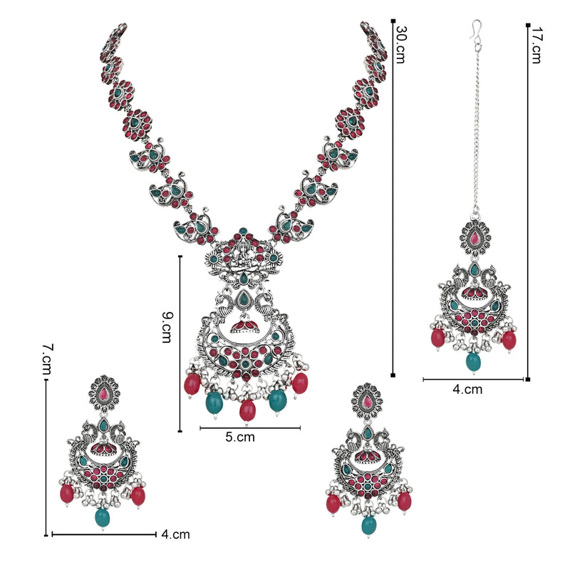 Vinuda Necklace Set