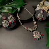 Hastee Necklace Set