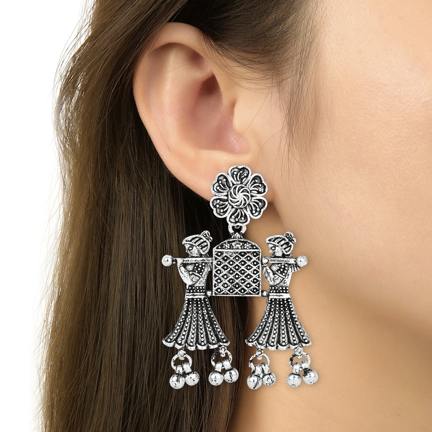 Shreyanvi Necklace Set