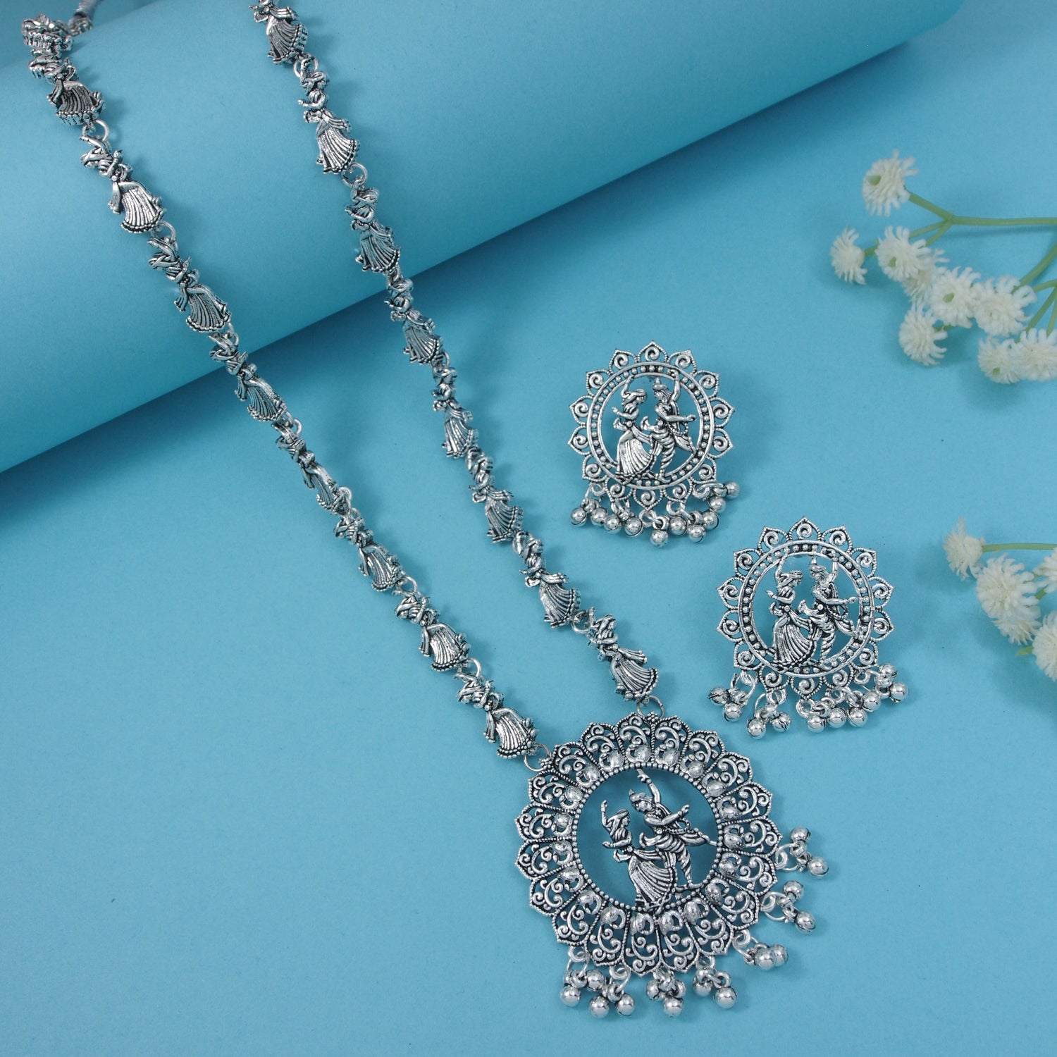 Lavita Oxidised Necklace Set
