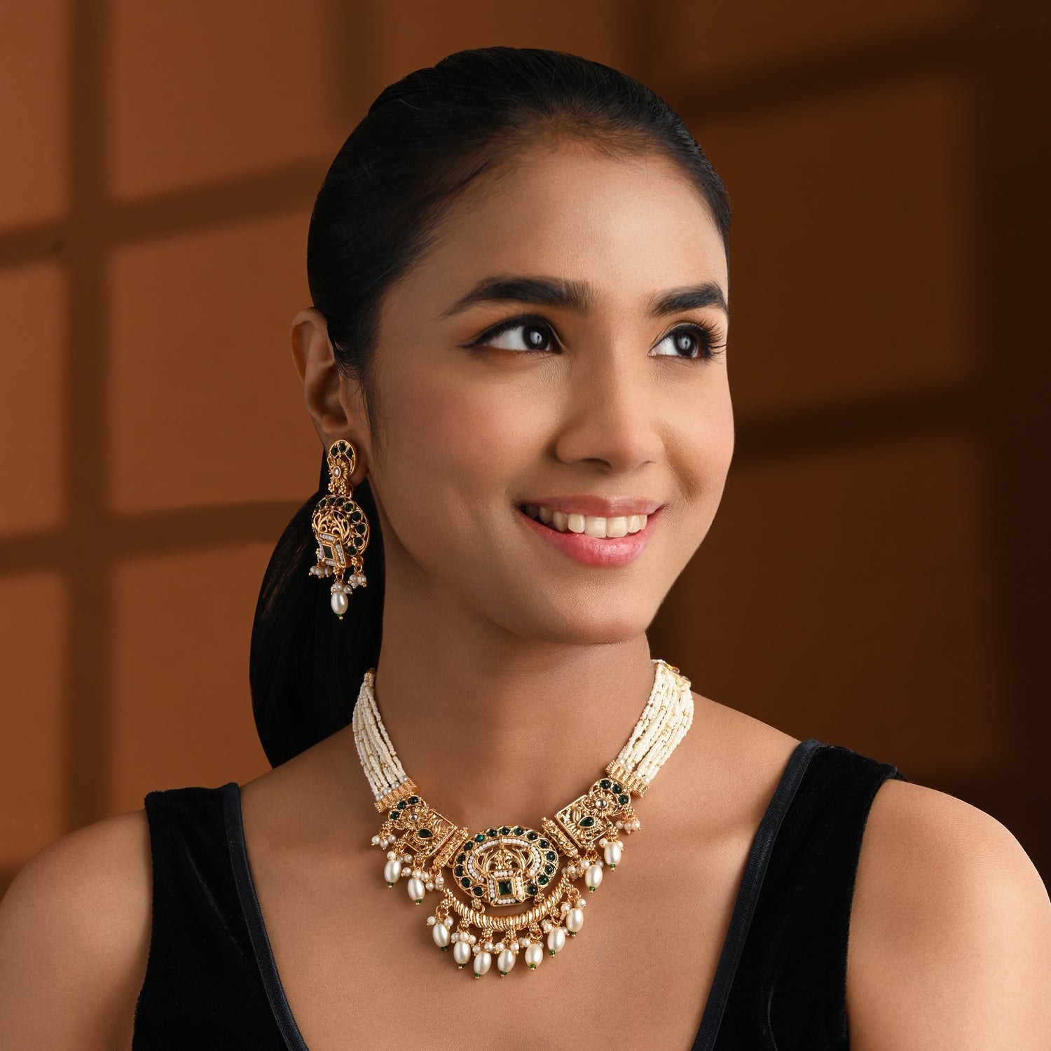 Liyara - South Indian Green Necklace Set