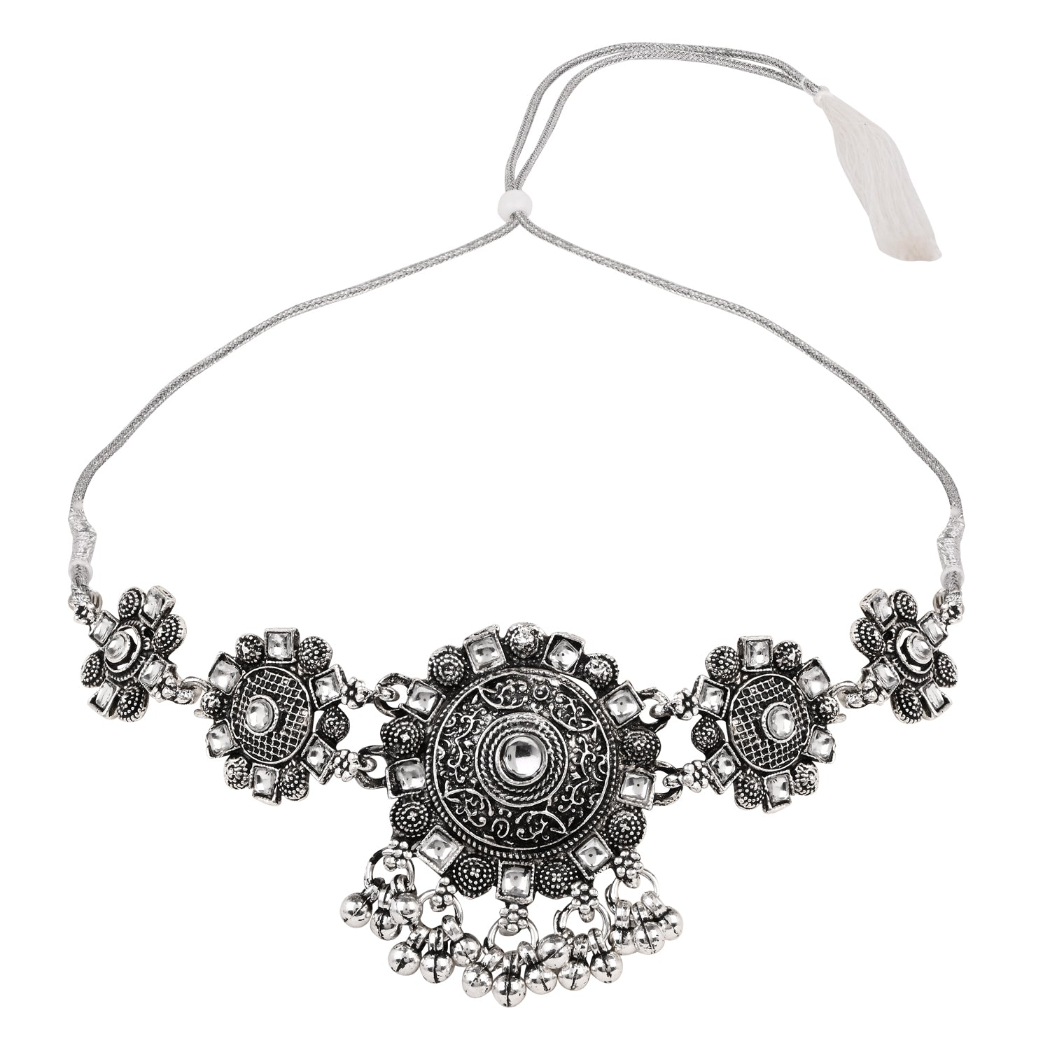 Heritage Bloom Circle Pendant – Classic Ethnic Style