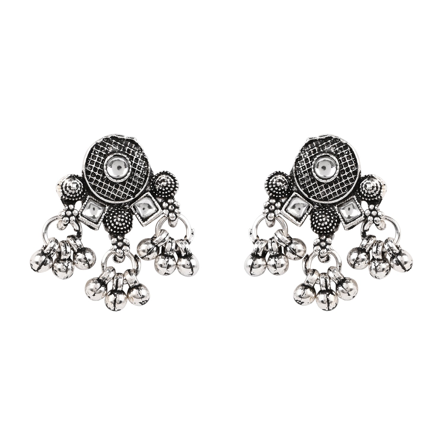 Heritage Bloom Circle Pendant – Classic Ethnic Style