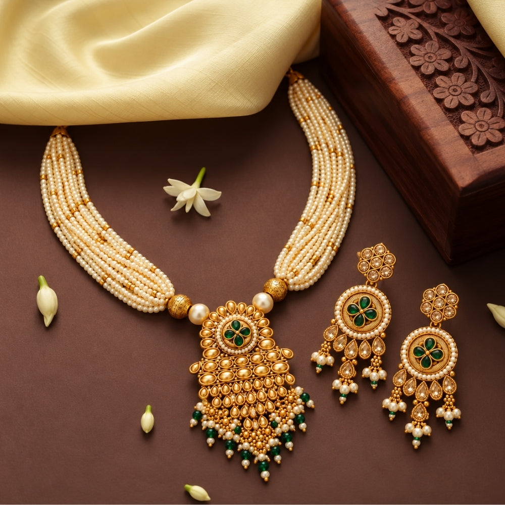 Vani – Green & Pearl Layered Necklace Set