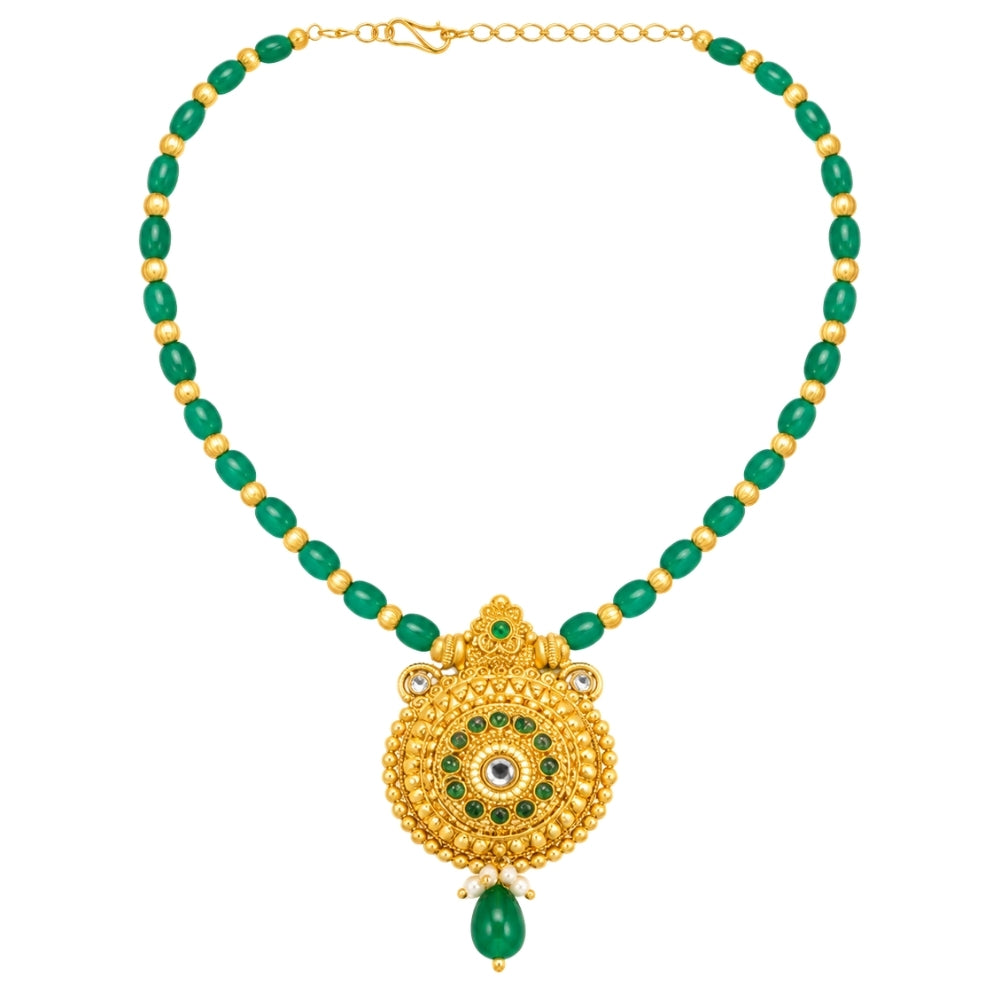 Aaranya – Green Beaded Pendant Necklace Set