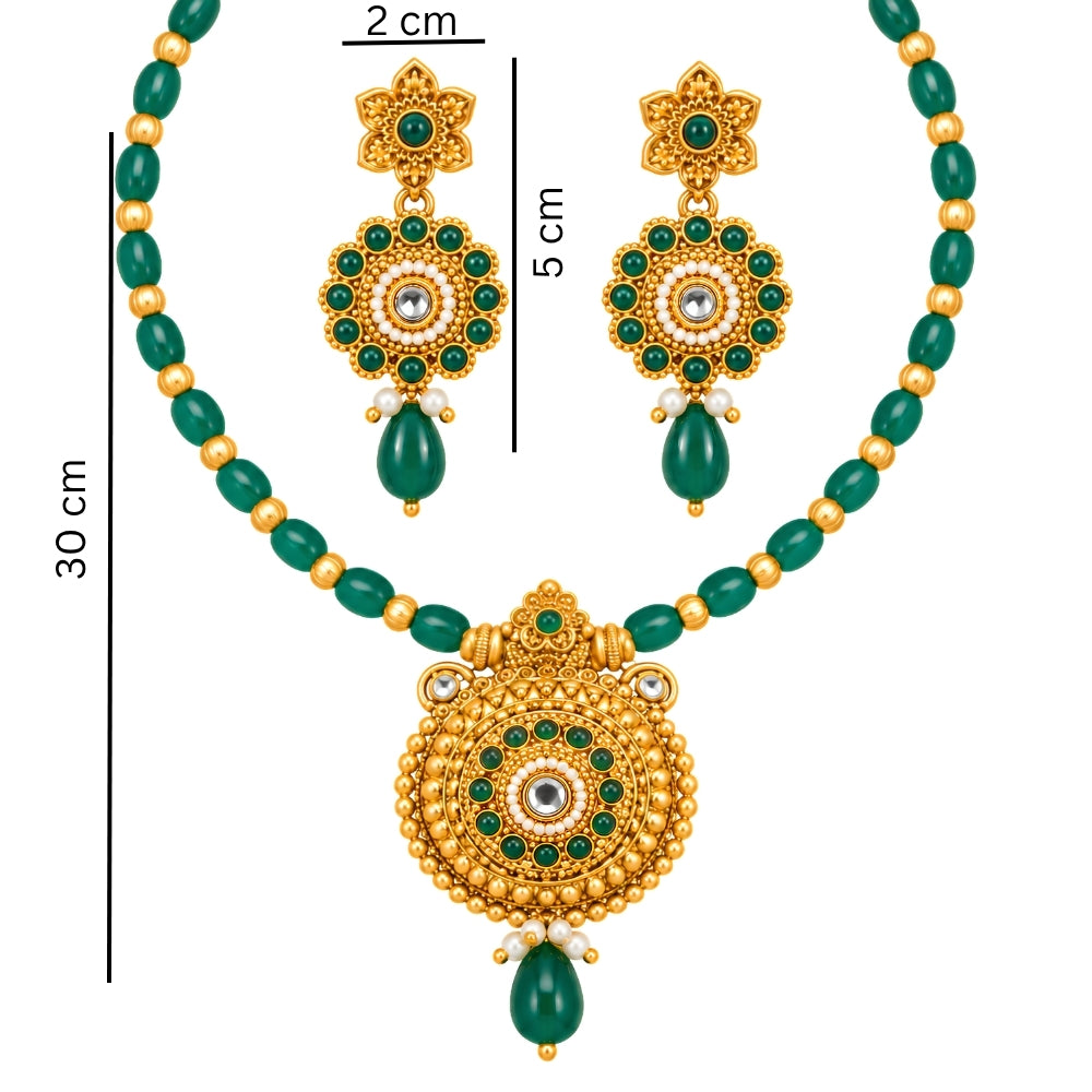 Aaranya – Green Beaded Pendant Necklace Set