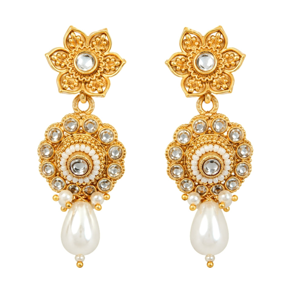 Aaranya – White Pearl Pendant Necklace Set