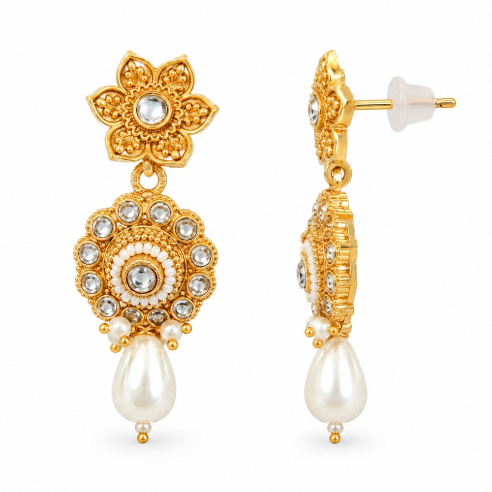 Aaranya – White Pearl Pendant Necklace Set