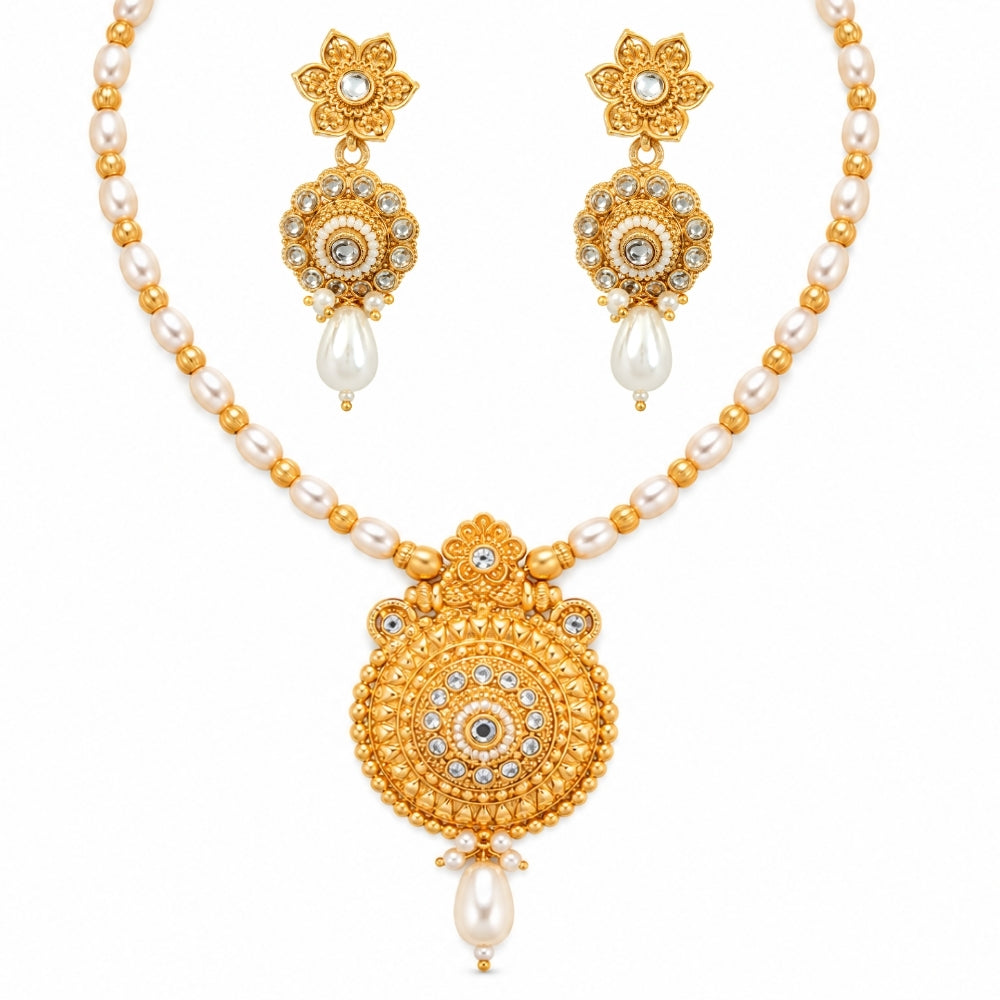 Aaranya – White Pearl Pendant Necklace Set