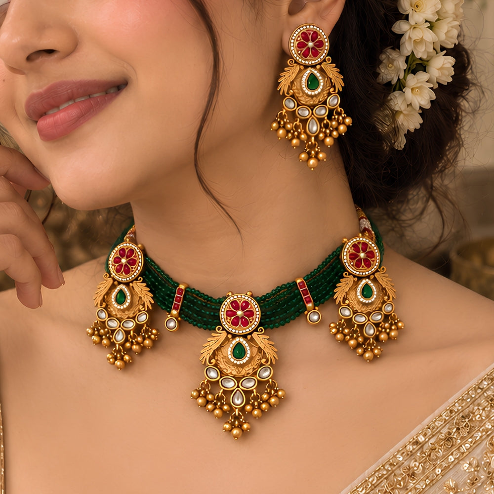 Darshini – Green Beaded Kundan Necklace Set