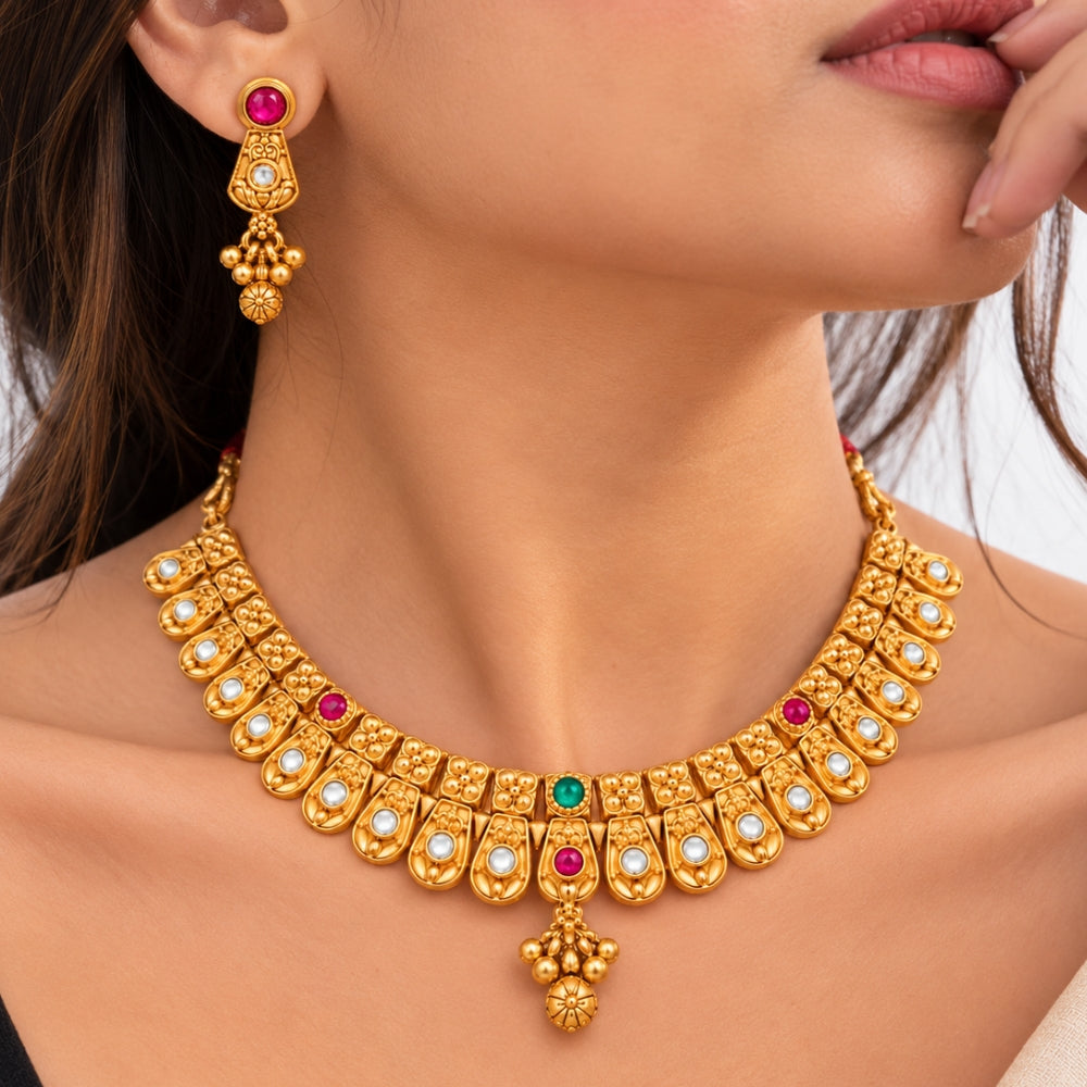 Ruhim –  Kundan Choker Necklace Set