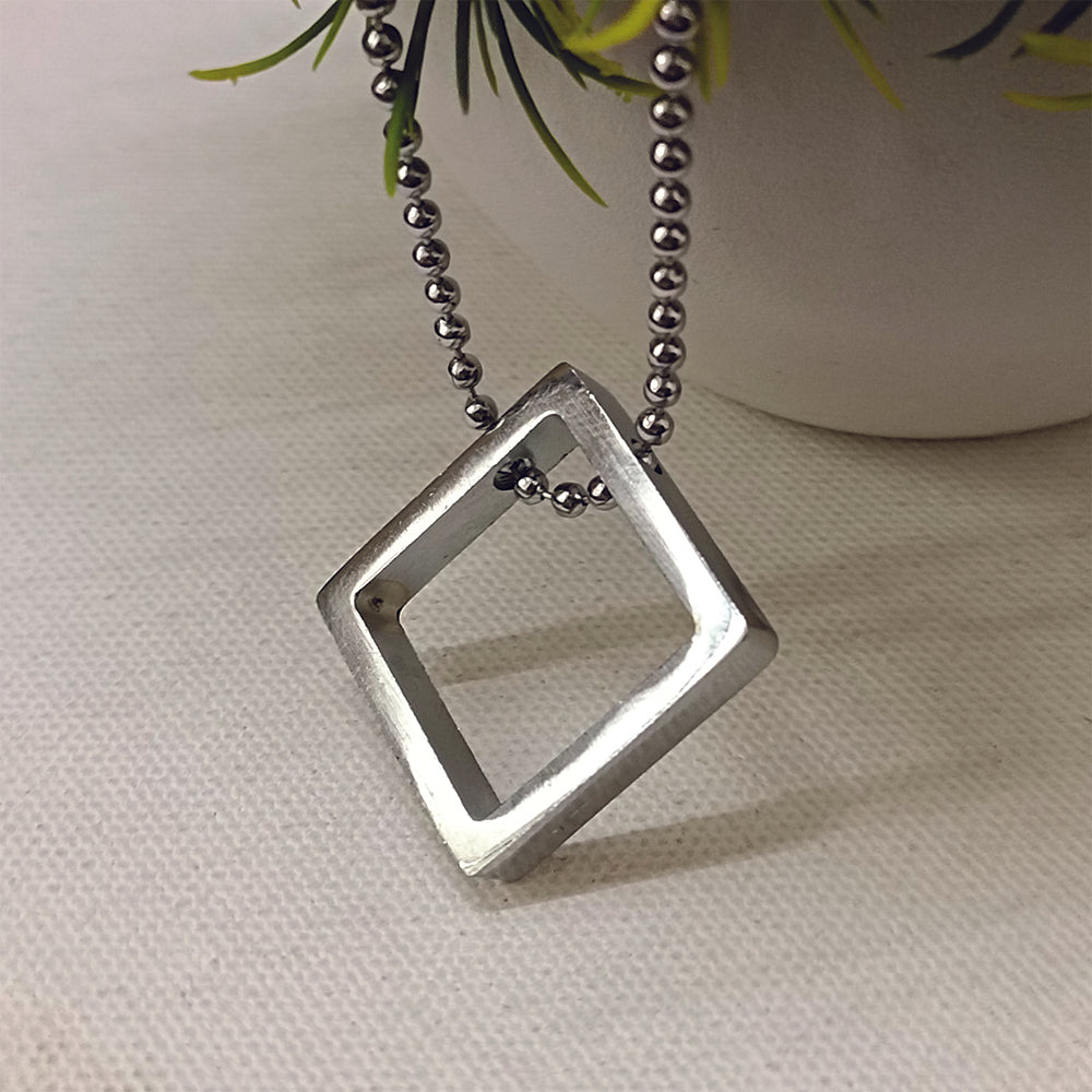Nico- Minimalist Hollow Square Frame Pendant Necklace
