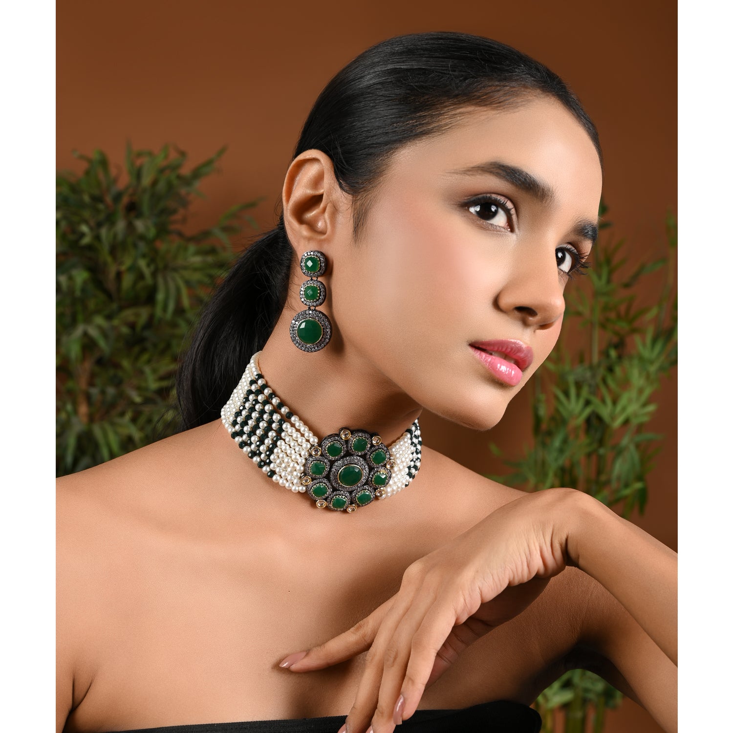 Aliaa Green Choker Set