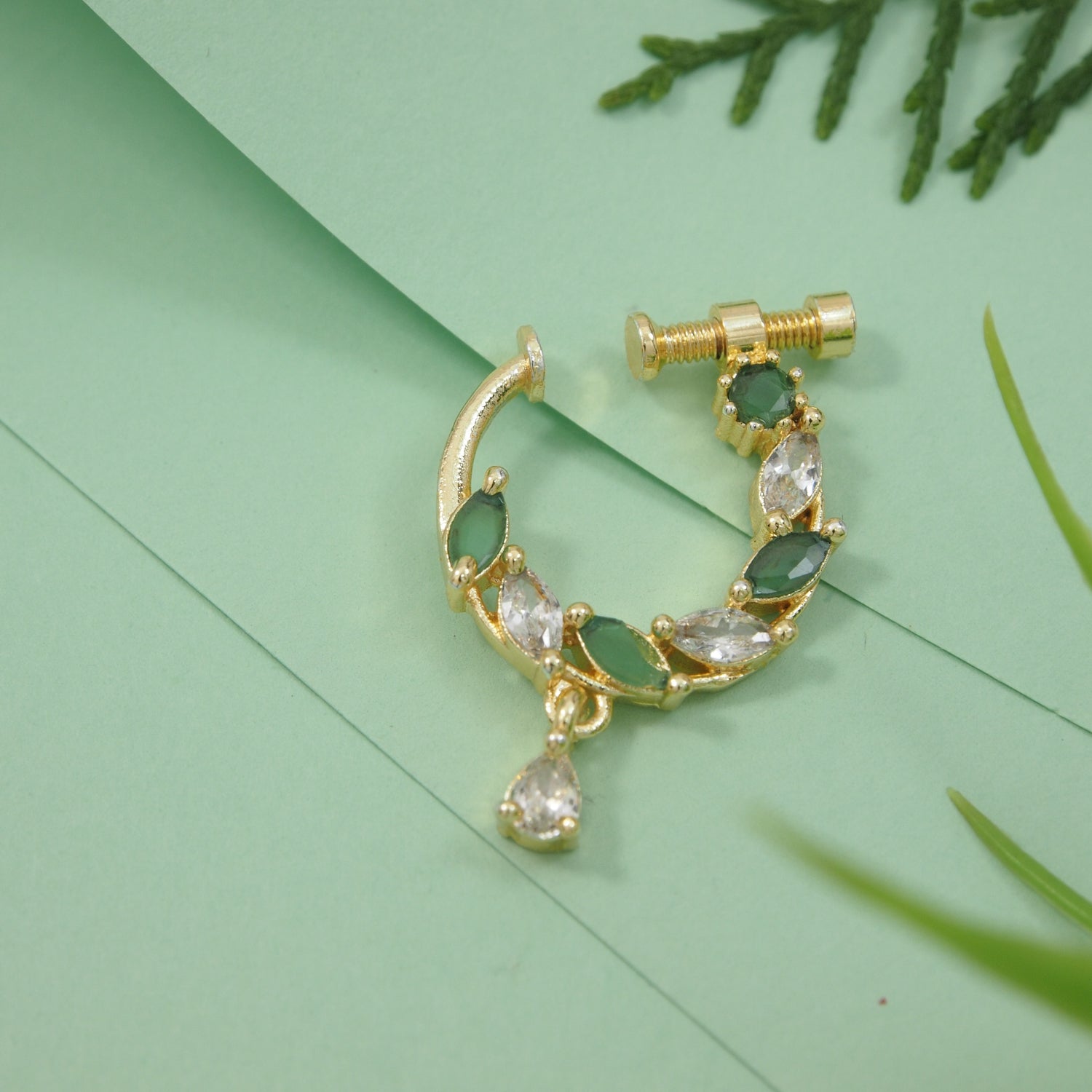 Ritanya - Green Nose Ring