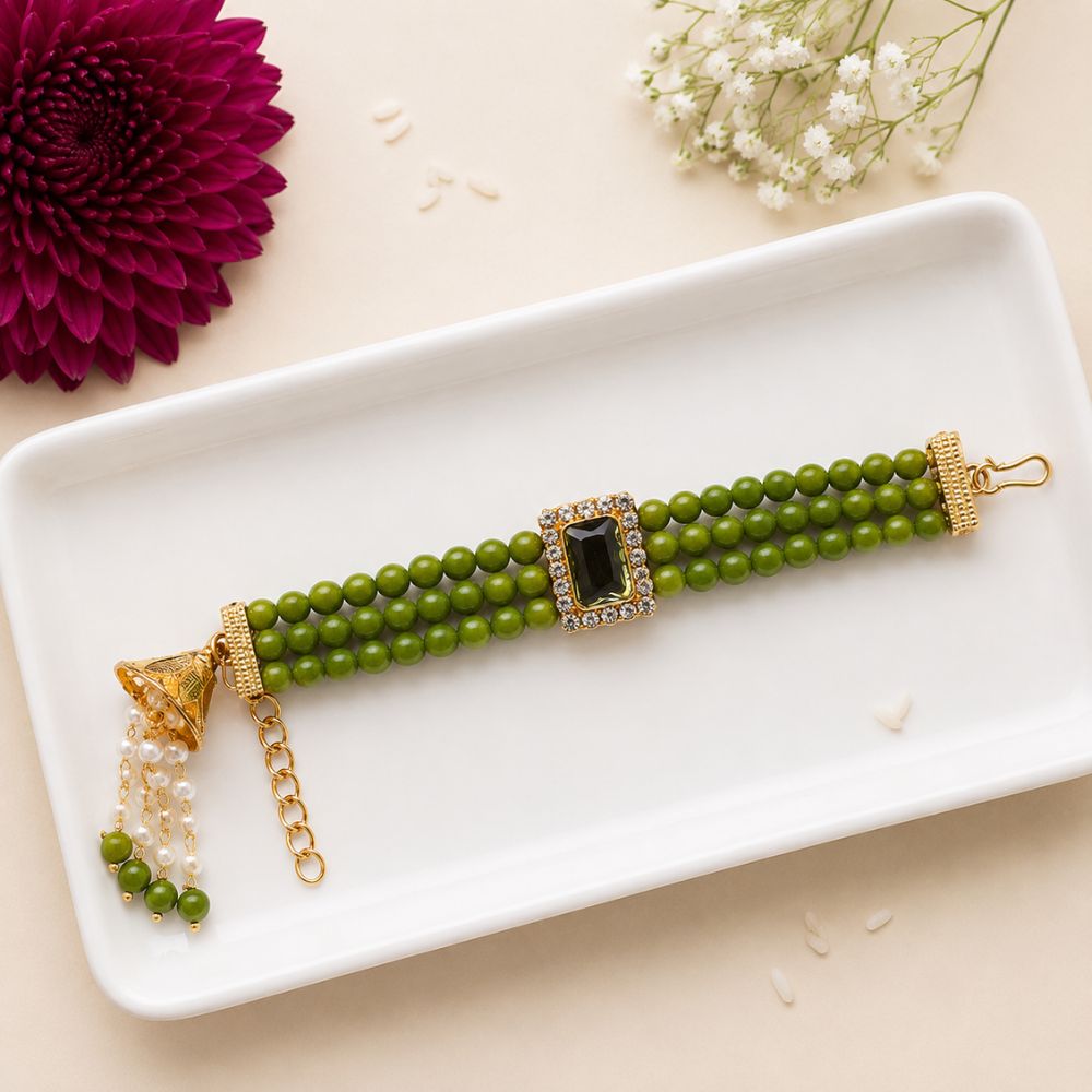 Alluring Pearl & Kundan Bracelet