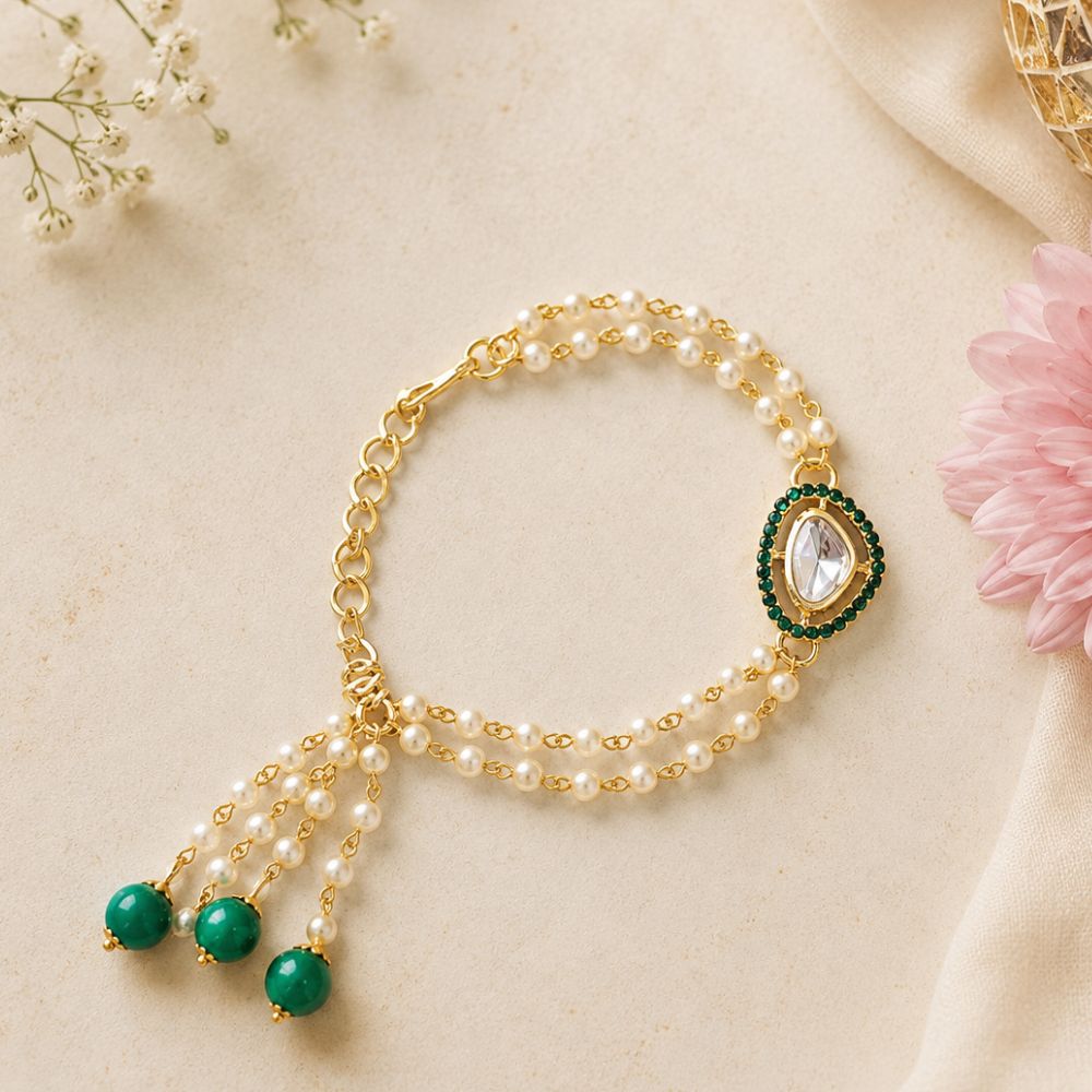 Alluring Pearl & Kundan Bracelet