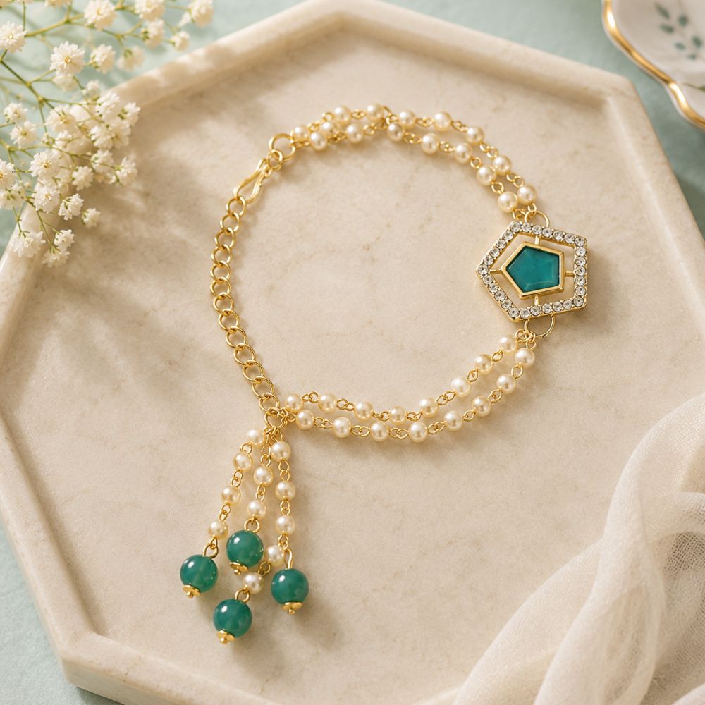 Alluring Pearl & Kundan Bracelet