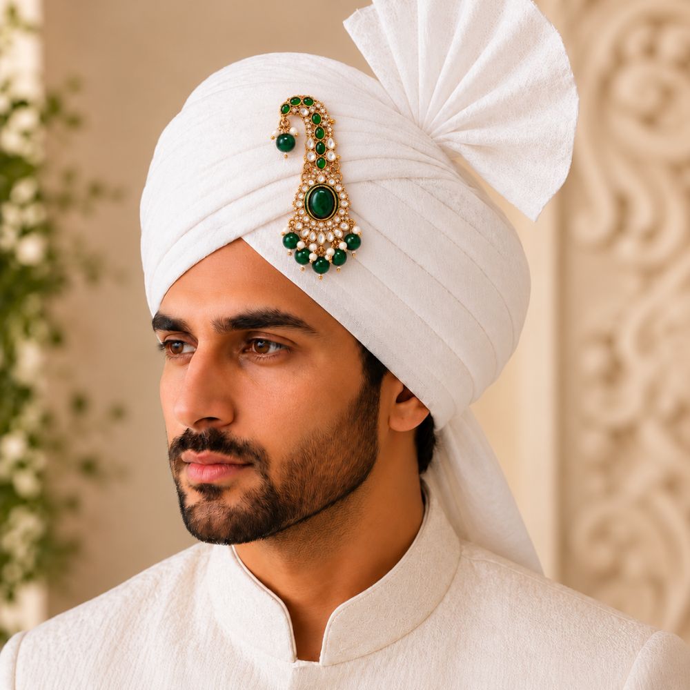 Advait-  Green Oval Kundan Kalangi