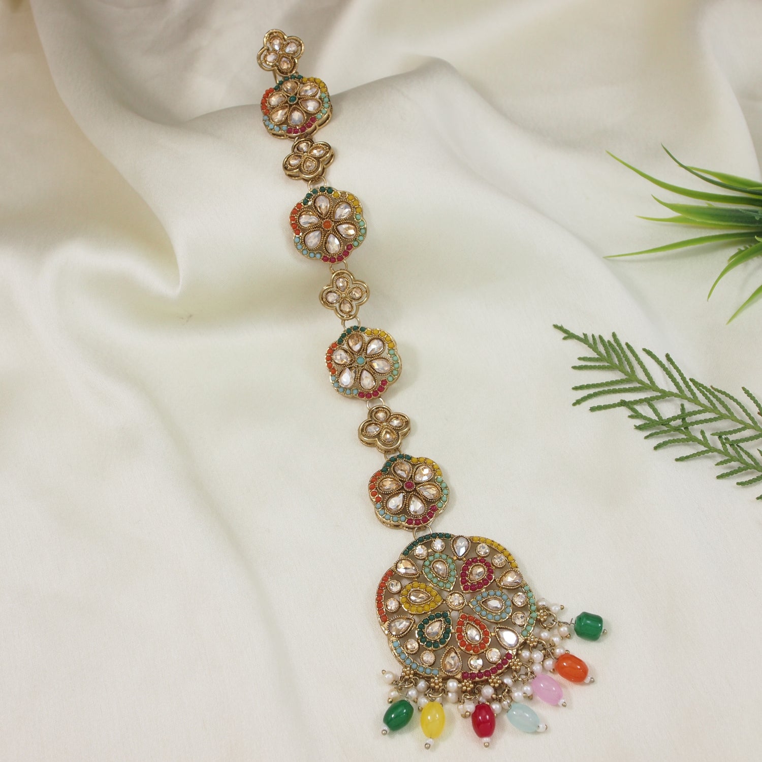 Inira -  Multicolor Maang Tikka