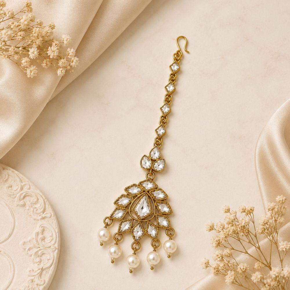 Amaya- Antique Finish Kundan Maang Tikka