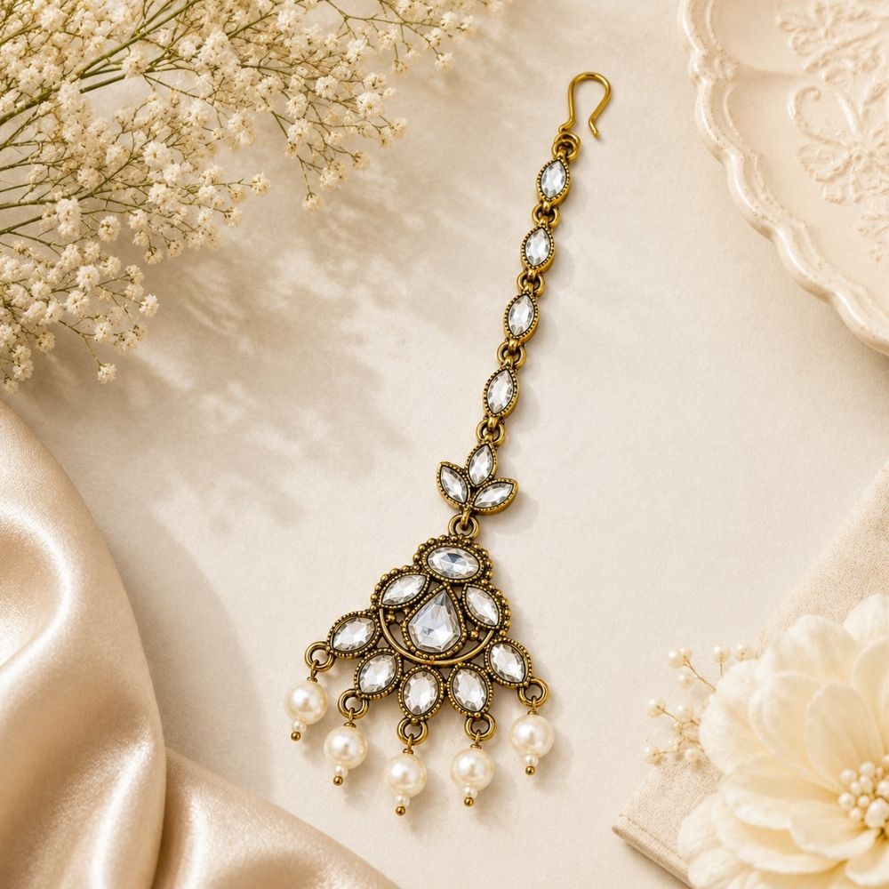 Atika- Elegant Teardrop Kundan Tikka