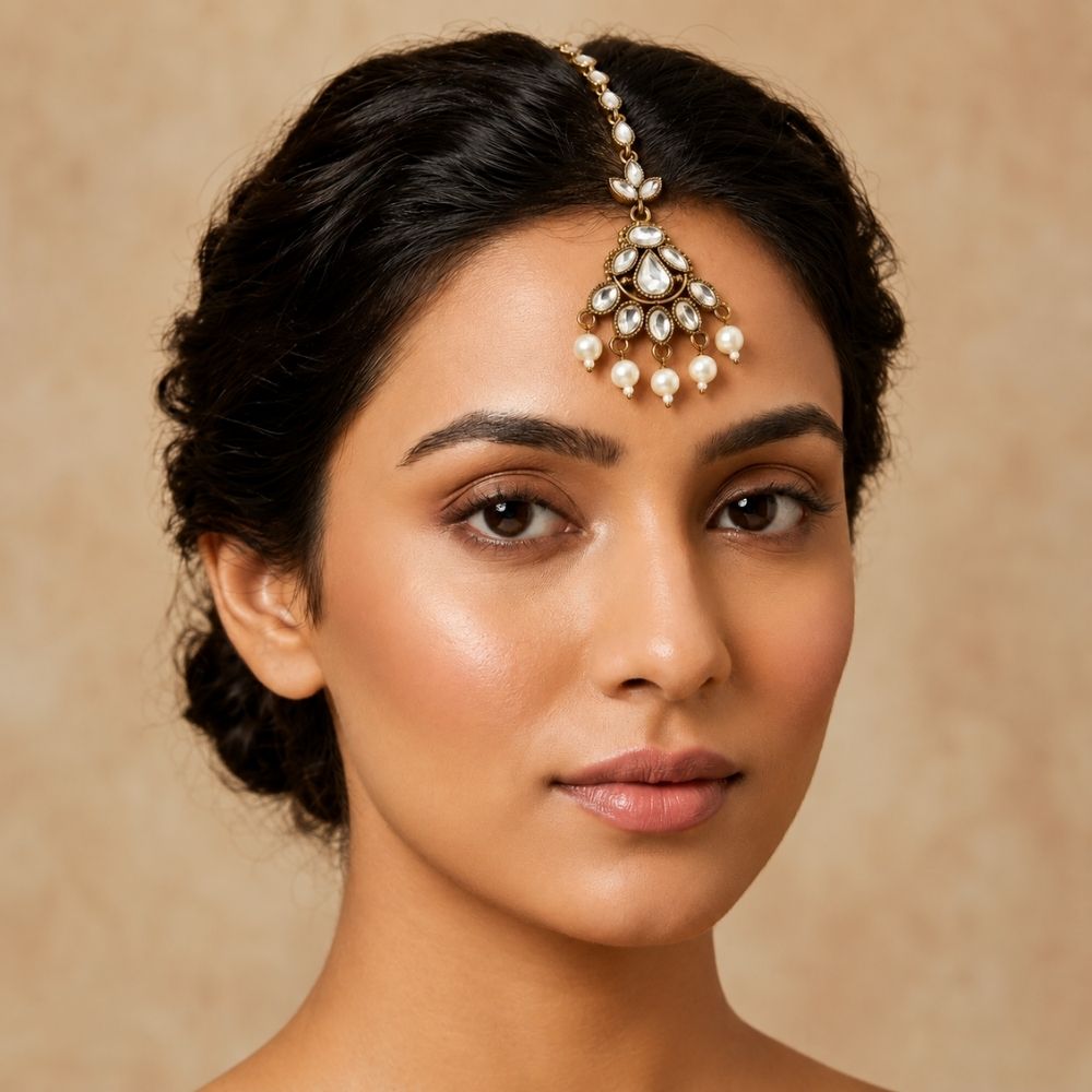 Atika- Elegant Teardrop Kundan Tikka