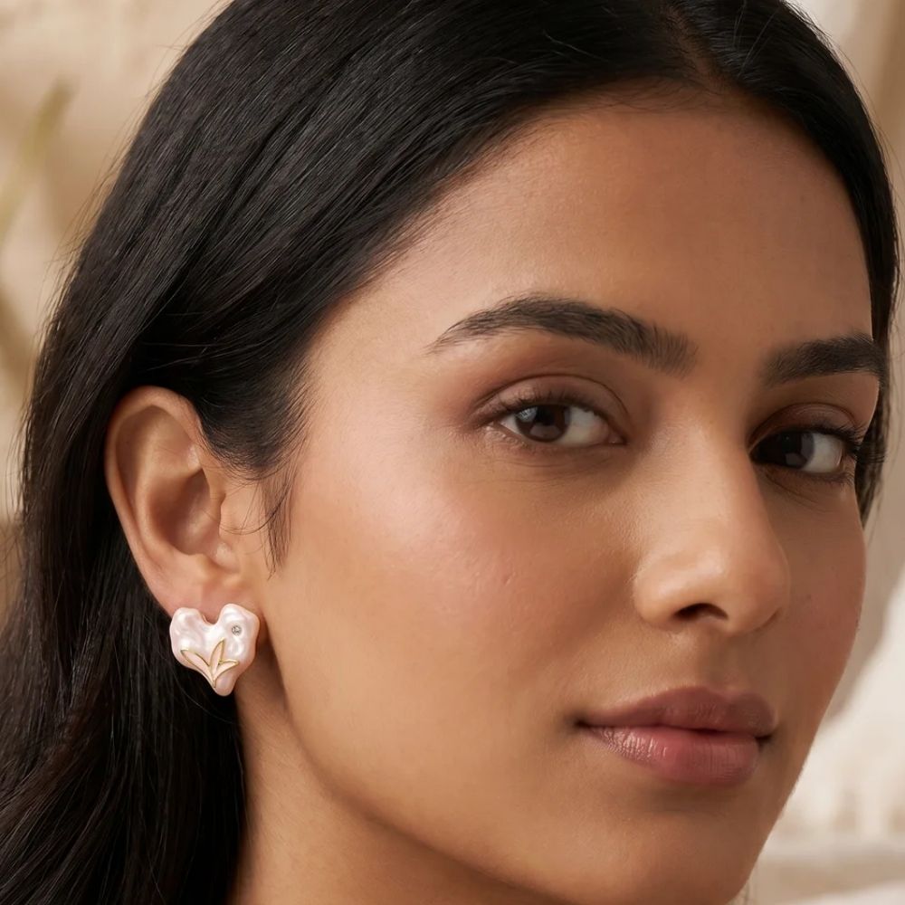 Rosie- Blush Heart Pearl Stud Earrings