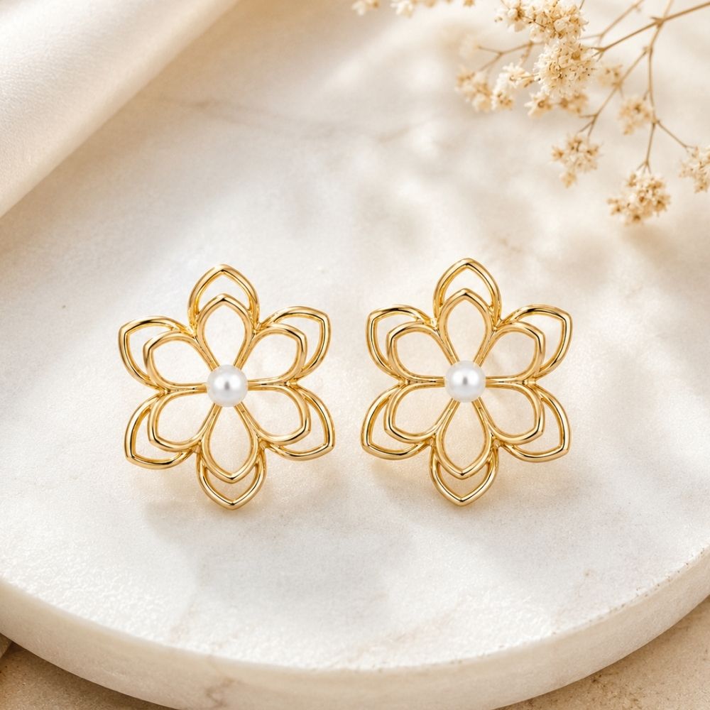 Ada- Floral Pearl Stud Earrings