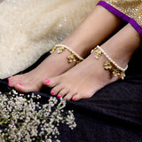 Taani Pearl Anklets