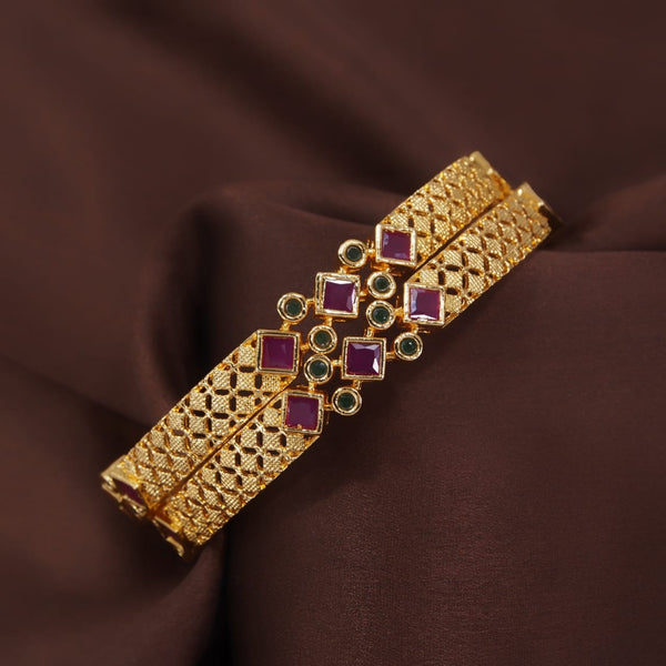 kudan studed ,gold plated , traditional bangle 