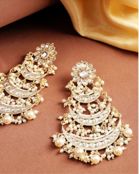 KAVYA EARRINGS