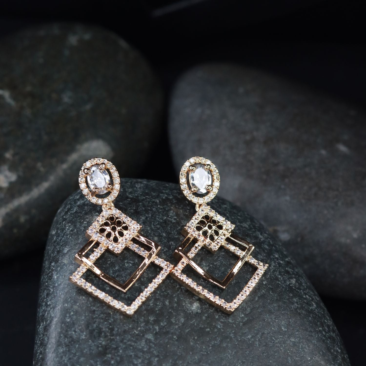 Sayna Earrings