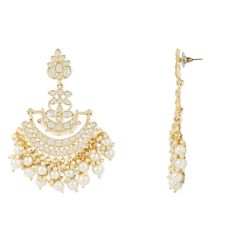 Saamya white Earrings