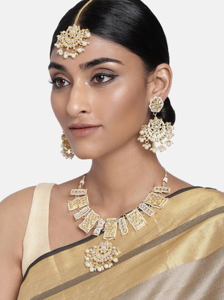  kundan , pearls ,stones  jewellery set