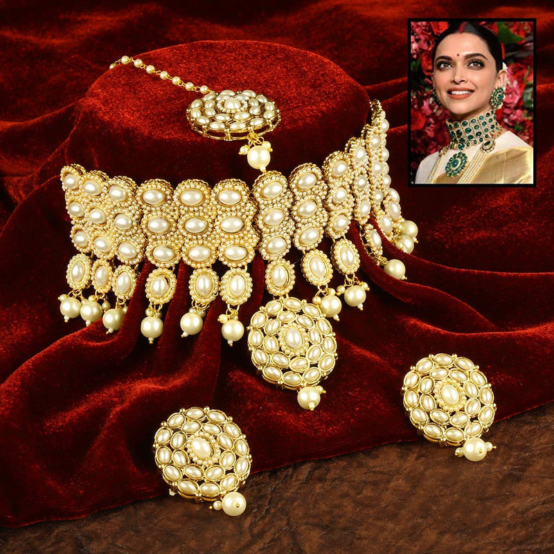 Trishika Choker Set