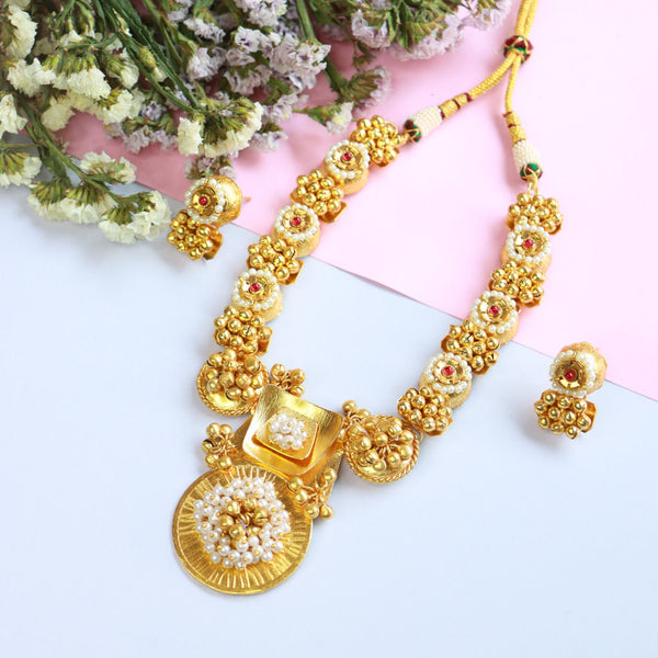 ' SHACHI ' Necklace Set