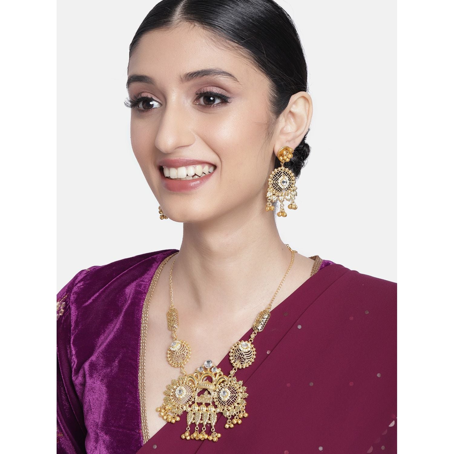 kundan , stones , pearls  gold jewellery set 