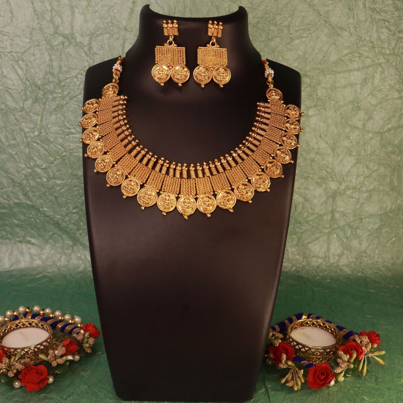 Aarushi Jewellery set