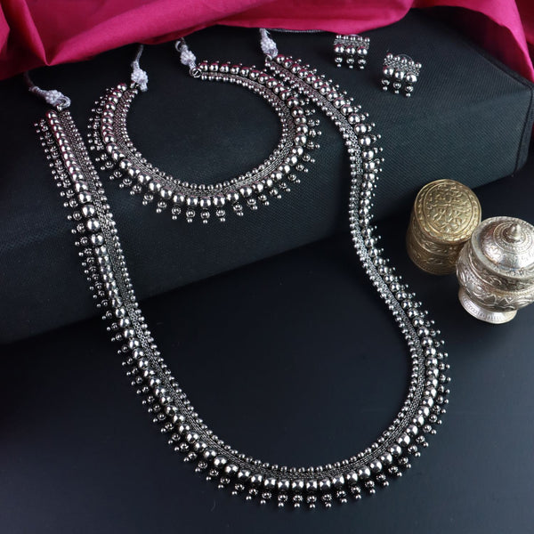 Drithi Jewellery Set