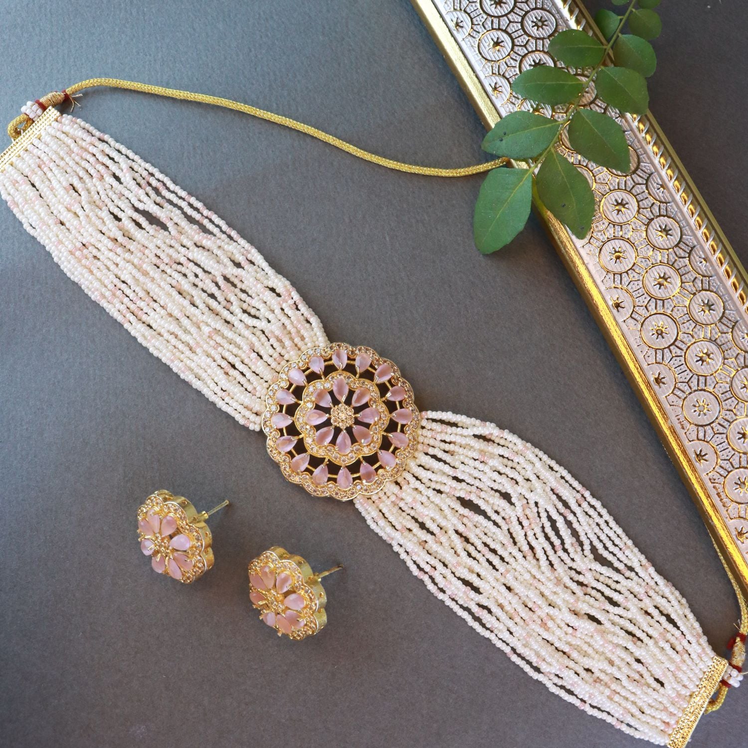 Evanshi Pink Choker Set