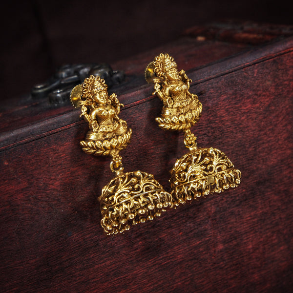gold plated , traditional , kundan , pearls jhumki
