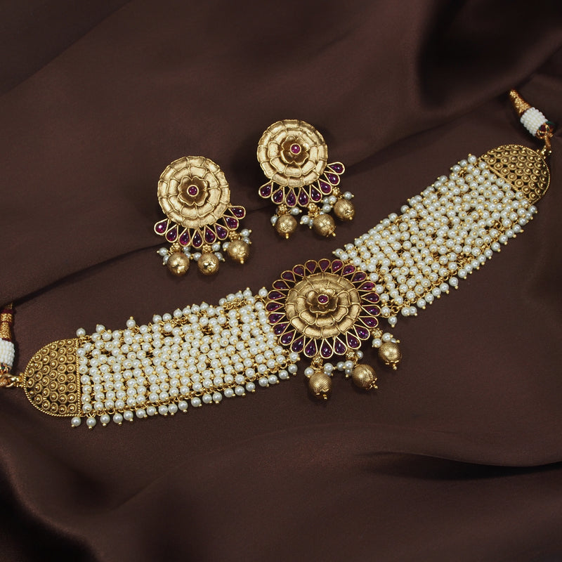 Dakshna Maroon Choker Set