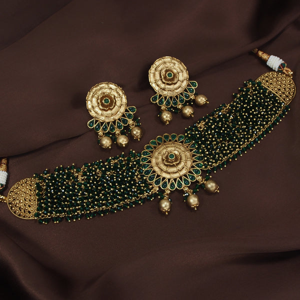 Takshvi Choker Set
