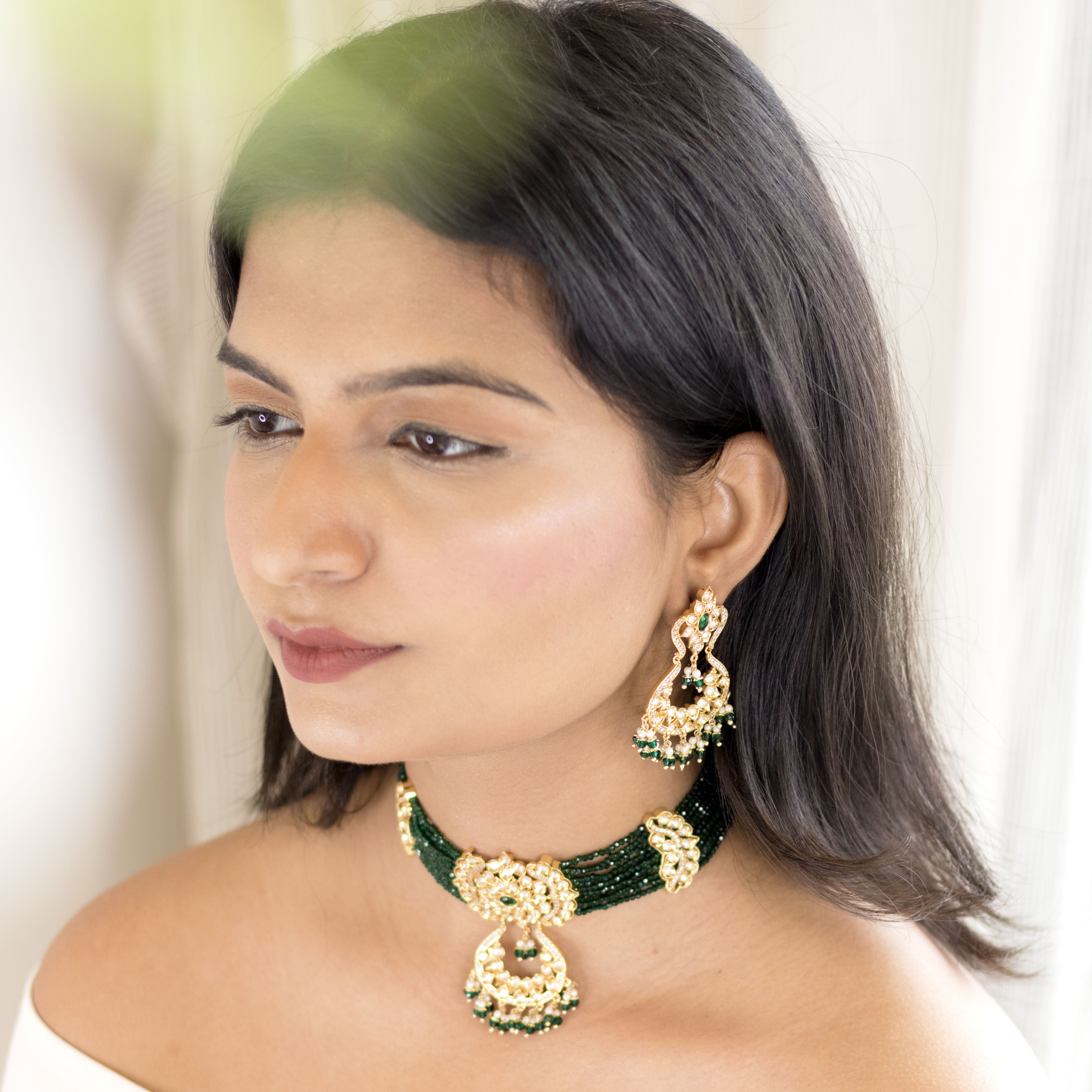 Inaya Green Choker Set