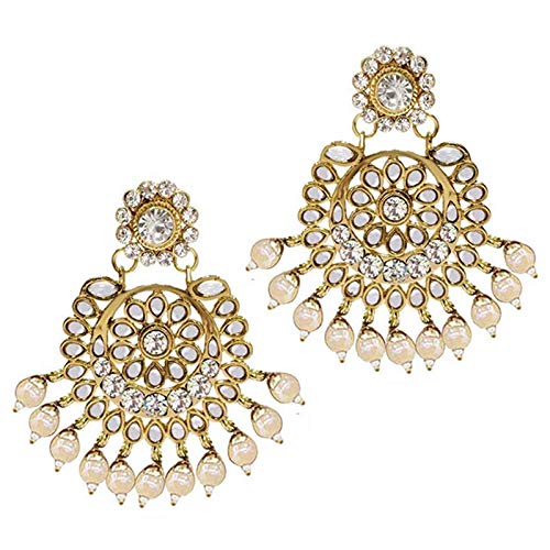 Shanvi White Maangtikka Earring Set