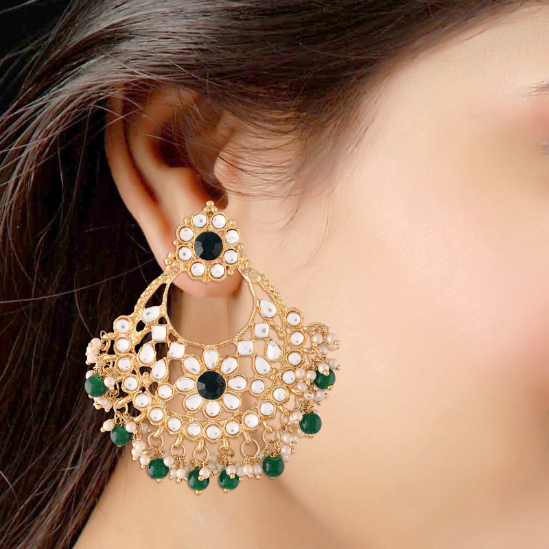 Kamna Green Maangtikka earring set