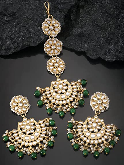 Shyama Green MaangTikka Earrings Set