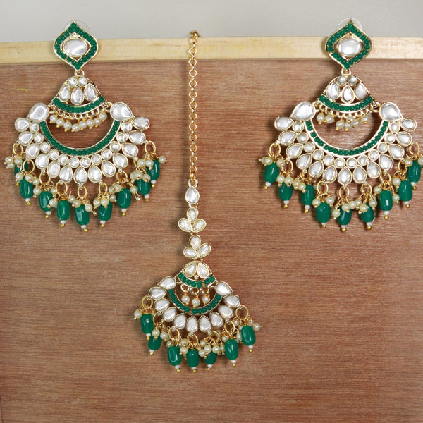 Anwesha  Maangtikka Earring Set